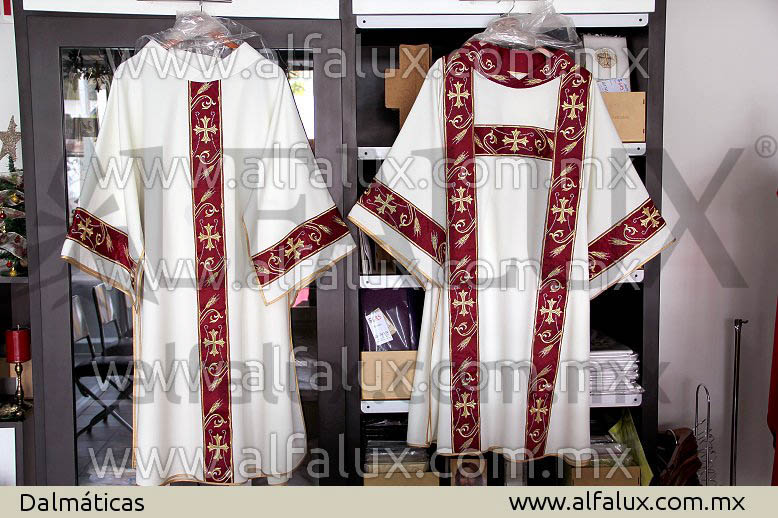 15 CARDENAL Blanco RojoQuem DALMATICA Doble Raya Cuello Bordado 343